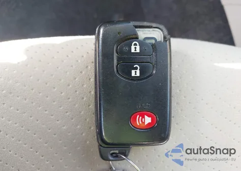 2014 Toyota Prius Two z USA, uszkodzony, nr VIN JTDKN3DU5E1739097